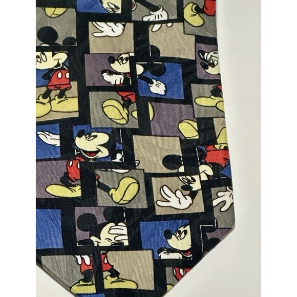 Mickey Unlimited Disney Mickey Mouse Golfing The Tie Works by Balancine Inc - Picture 6 of 7